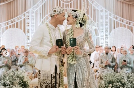 Ari Lasso Sebut Ahmad Dhani Menangis saat Al Ghazali Menikah