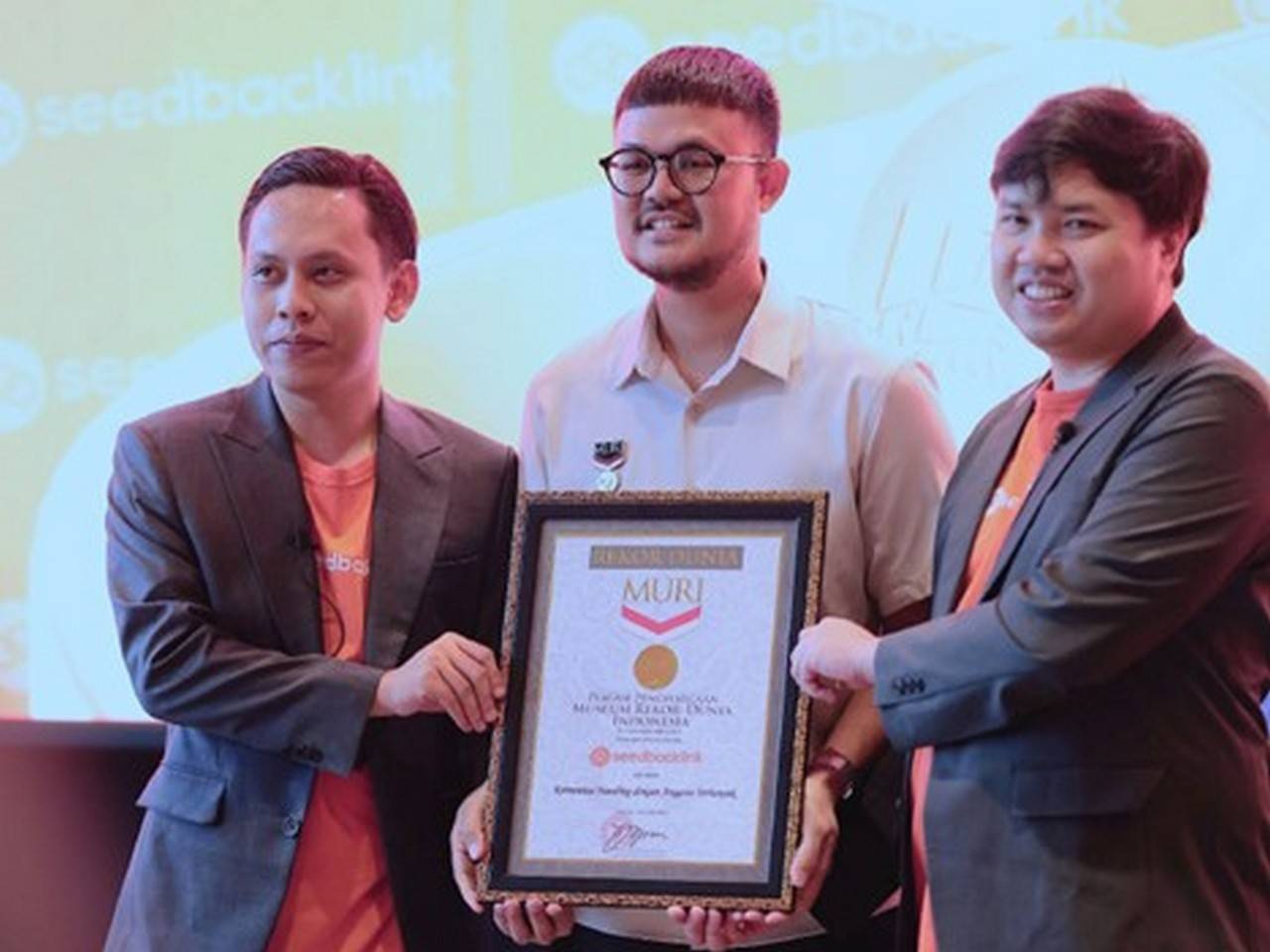 Seedbacklink Raih Rekor MURI sebagai Platform Komunitas Blogger Terbesar di Dunia