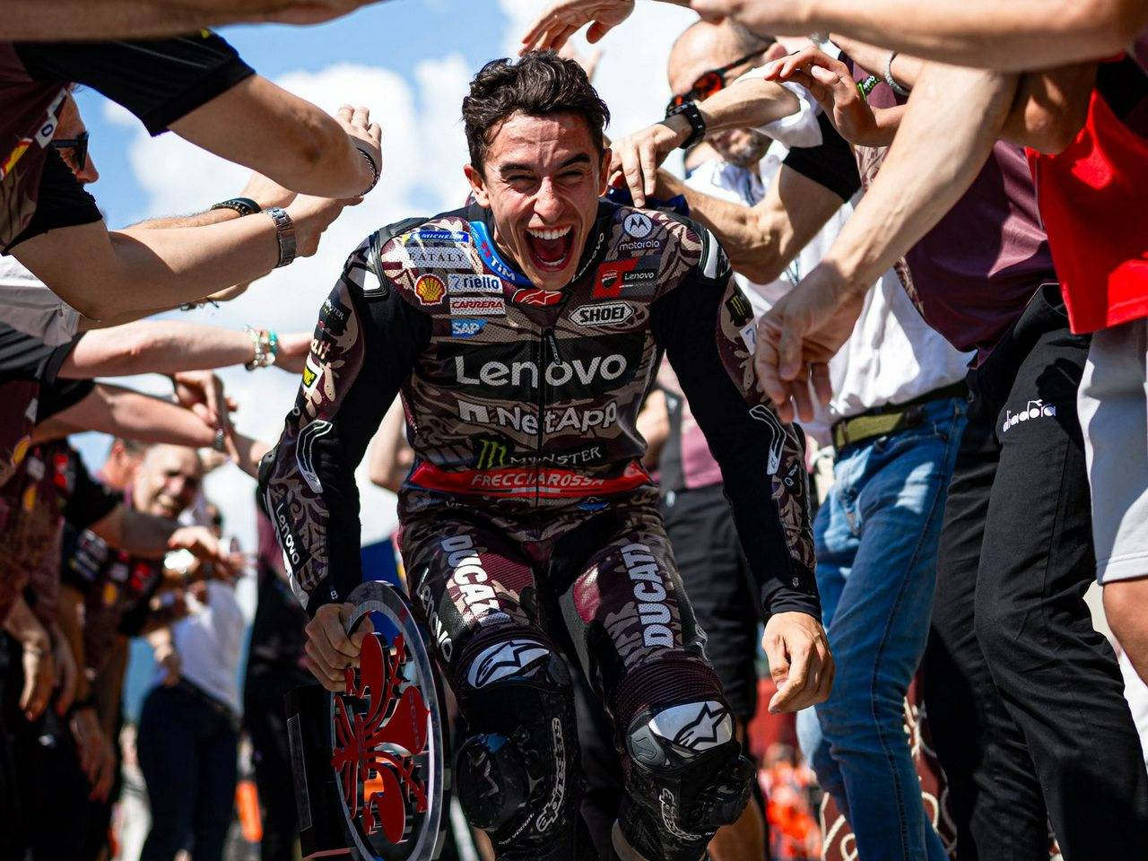 Juara MotoGP Italia 2025, Marc Marquez Sindir Penonton di Sirkuit Mugello