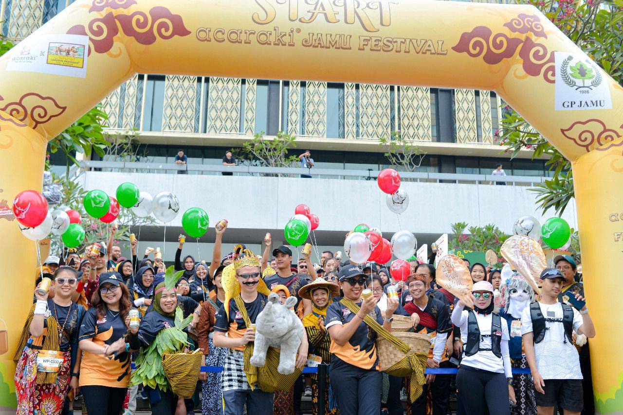 Acaraki Jamu Festival: Sempurnakan Tradisi Menjamu lewat Panggung Fashion Indonesia