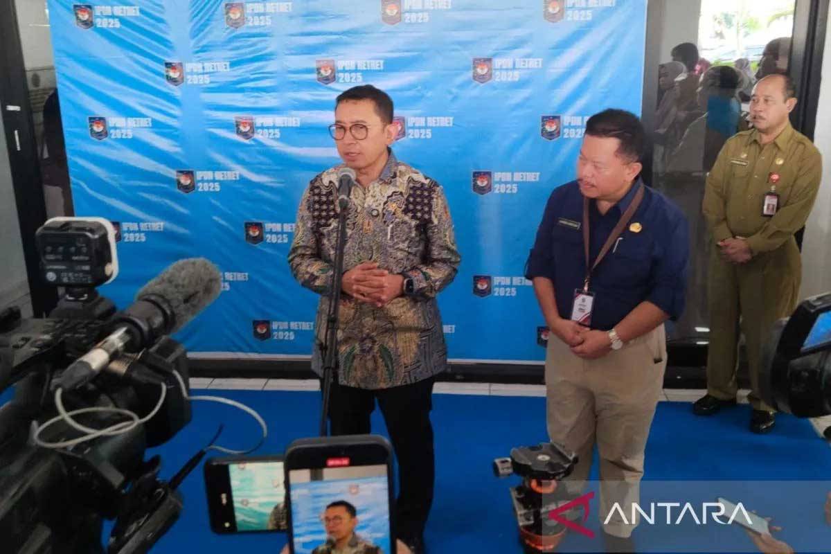 Fadli Zon Persilakan Pembuktikan Terjadi Perkosaan Massal pada Mei 1998