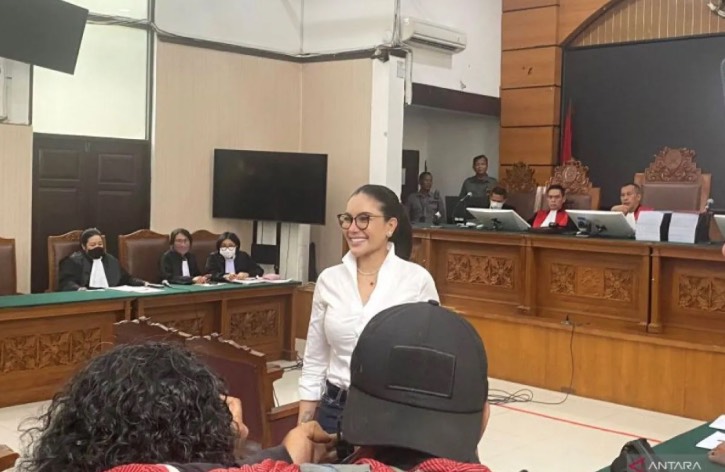 JPU Sebut Nikita Mirzani Ancam Hancurkan Kredibilitas Reza Gladys