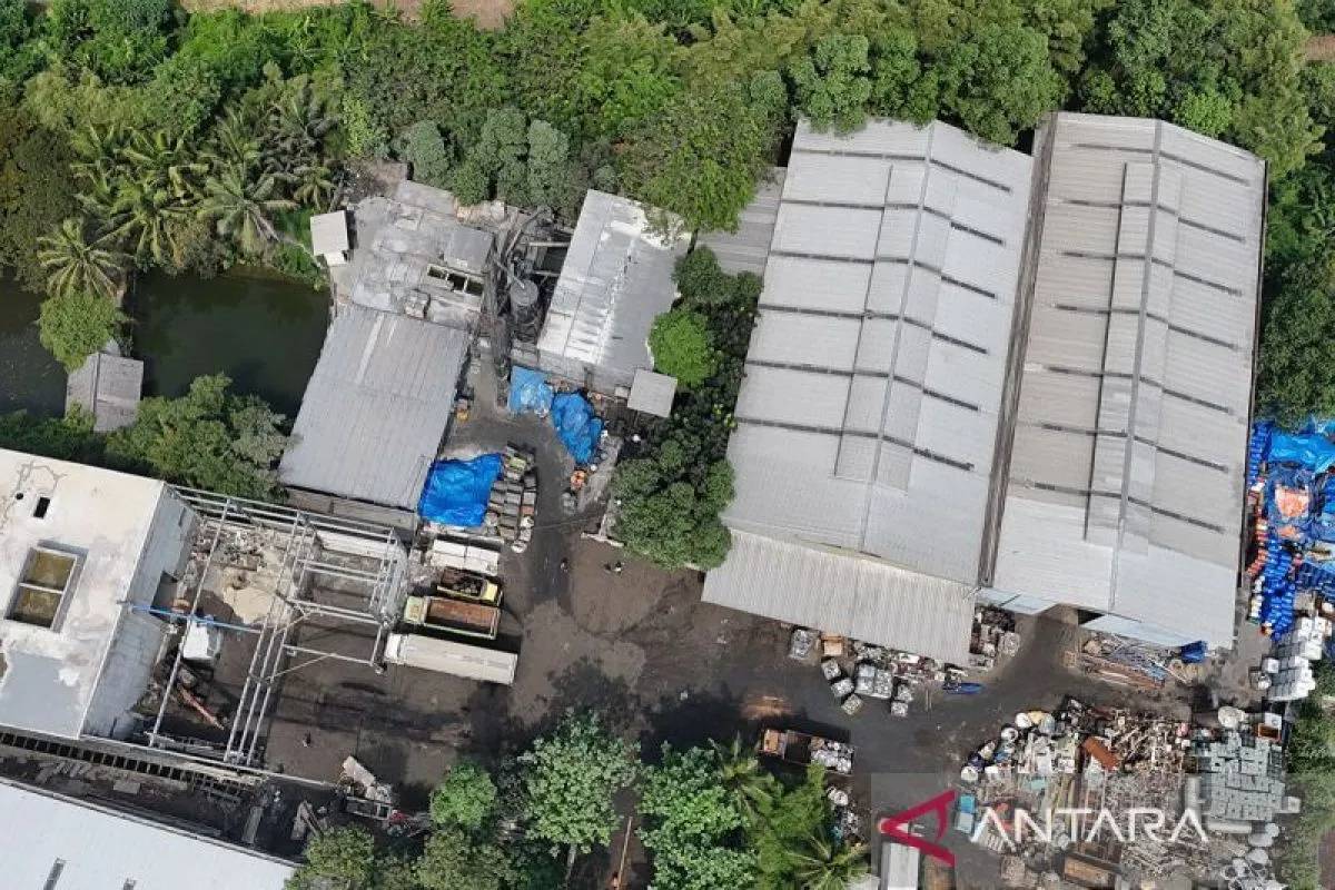 Tungku Rusak & Buang Emisi Berbahaya, Pabrik Peleburan Aluminium di Cikarang Disegel