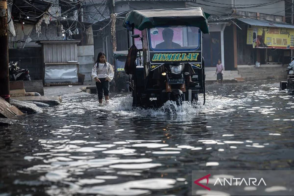 Waspada Banjir Rob dalam 2 Hari ke Depan, Jakarta Siagakan 605 Pompa