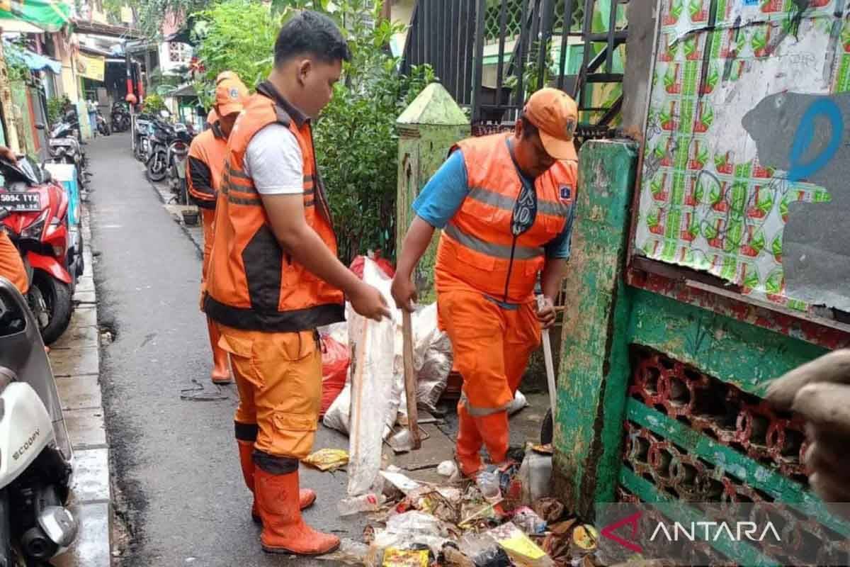 Banyak Sarjana Lamar Petugas PPSU, Isu Minim Lapangan Kerja Dibantah Pramono Anung