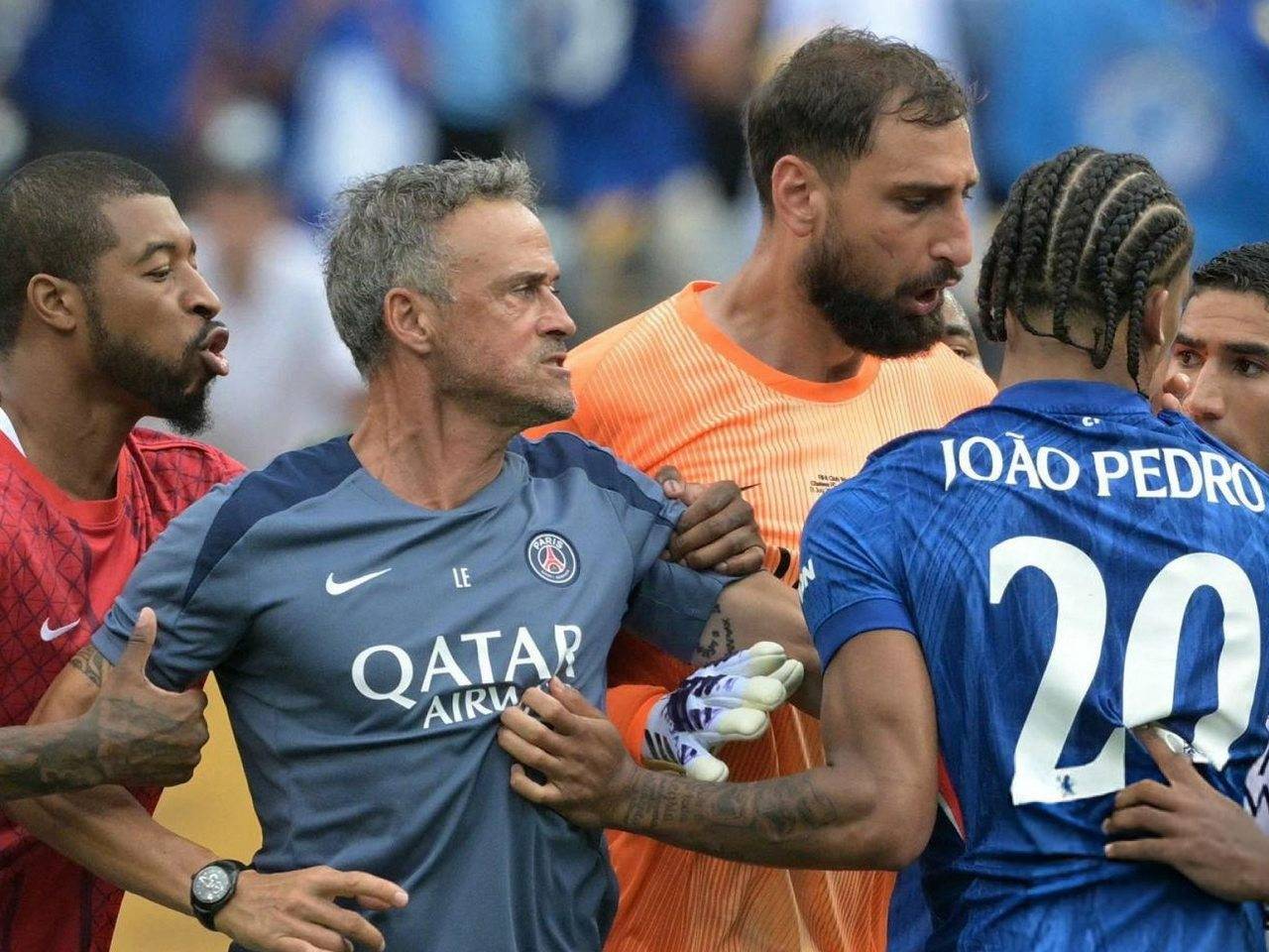 Cekik Leher Joao Pedro Hingga Jatuh, Luis Enrique Beri Pembelaan