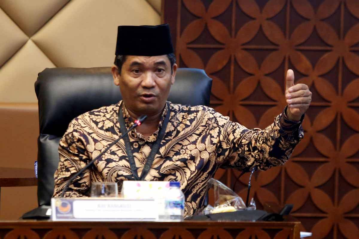 Ray Rangkuti Soroti Kehadiran Jokowi di Kongres PSI, Tersirat Ada Timbal Balik