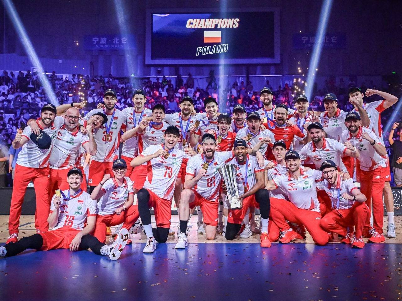 Polandia Hajar Italia dan Juara VNL 2025, Wilfredo Leon Semringah