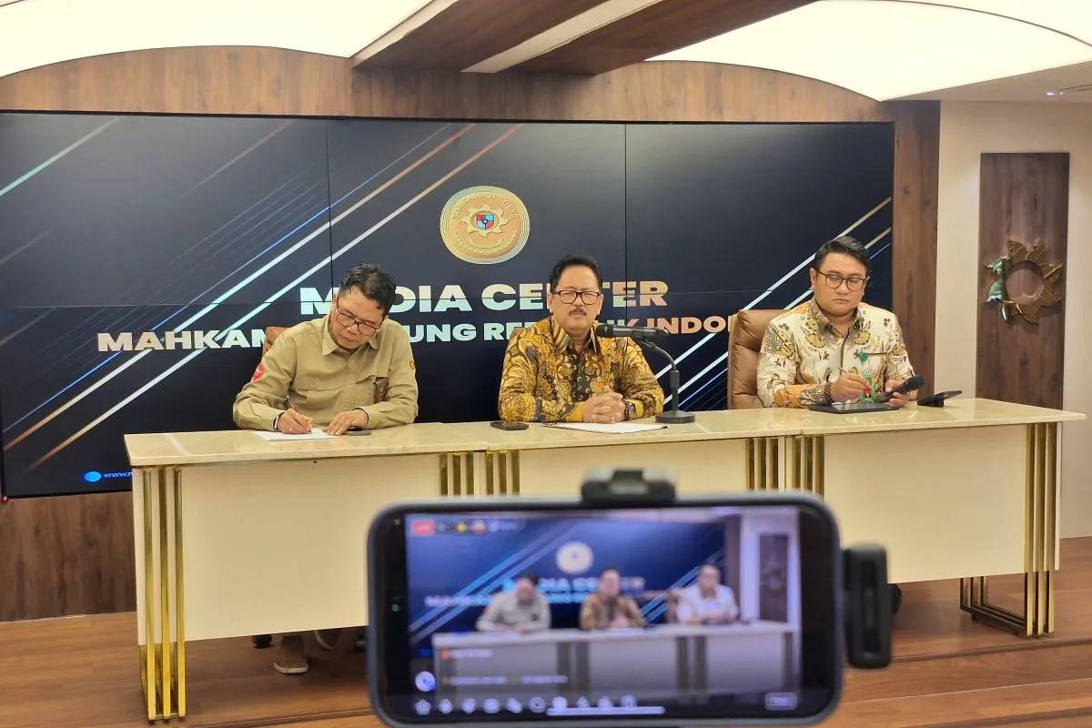 Tom Lembong Gugat Etika Hakim, MA: Sudah Bersertifikat dan Penuhi Syarat Tipikor