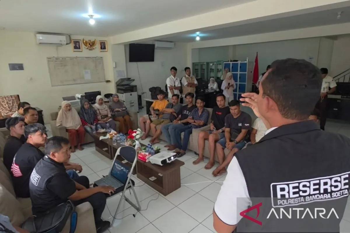 Modus Visa Wisata dan Ziarah, 515 Calon PMI Ilegal Digagalkan di Soetta