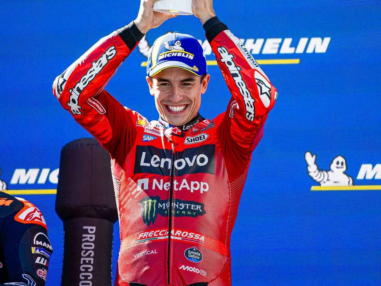 Sempat Bersenggolan dengan Marco Bezzecchi, Marc Marquez: Untung Tak Jatuh