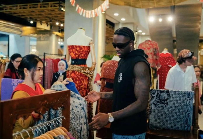 Rapper Melly Mike Menikmati Jakarta, Pariwisata Terangkat