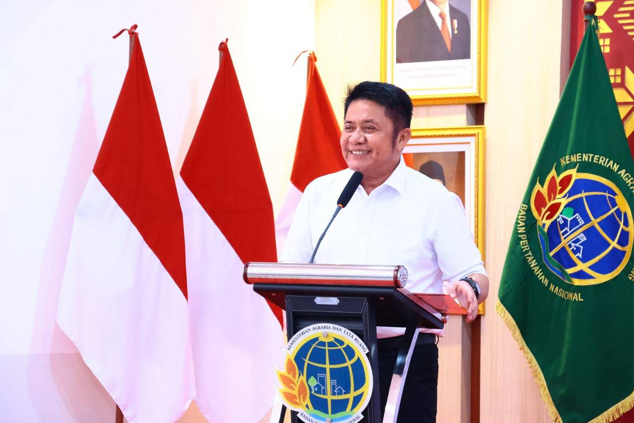 Sertifikat HPL Diserahkan, Herman Deru: Proyek Pelabuhan Tanjung Carat Siap Dilanjutkan Tahapan Konstruksi