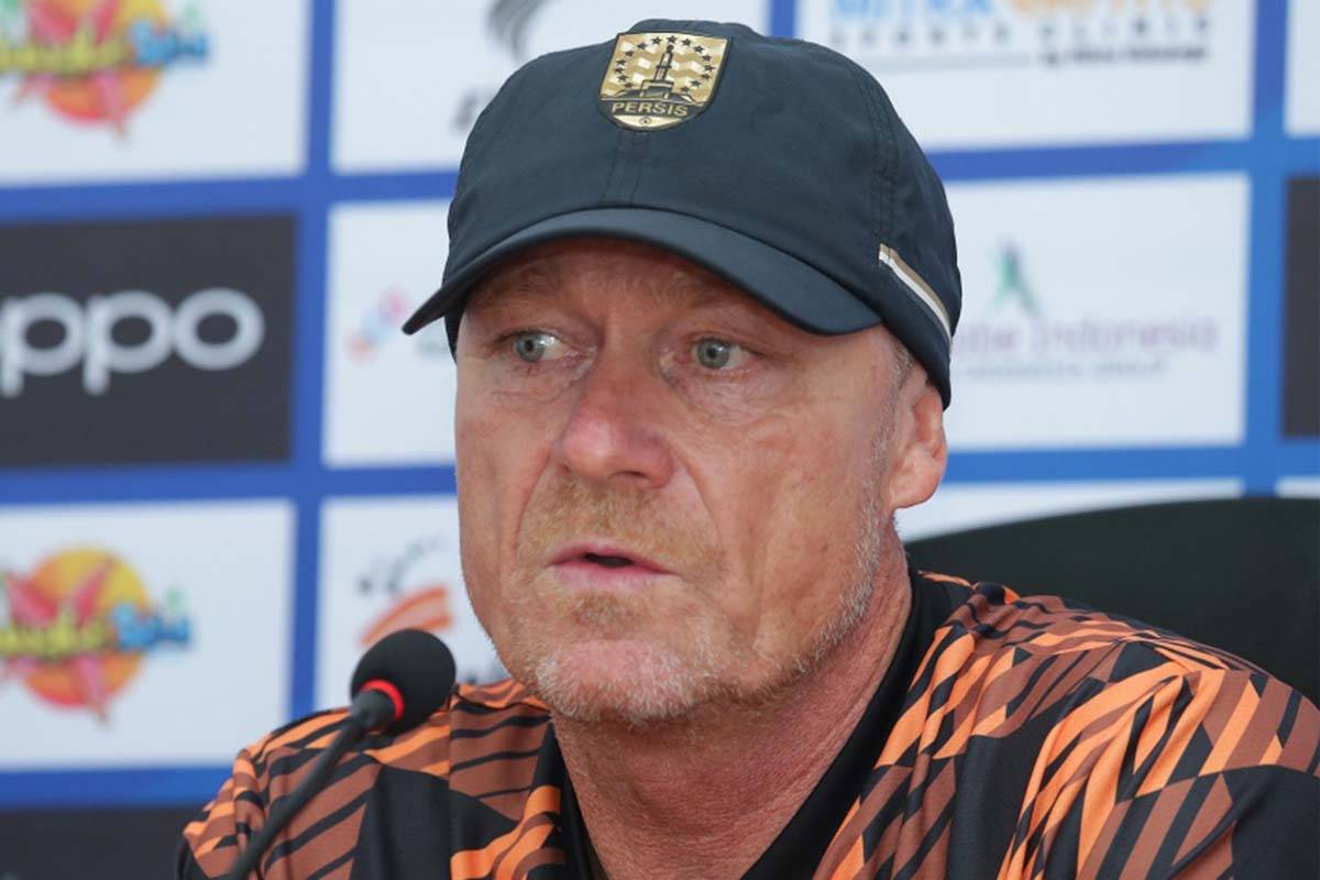 Peter de Roo Evaluasi Menyeluruh Persis Solo Seusai Tampil Mengecewakan