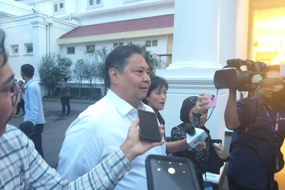 Airlangga Hartarto Bantah Isu Sri Mulyani Mundur dari Kabinet Prabowo