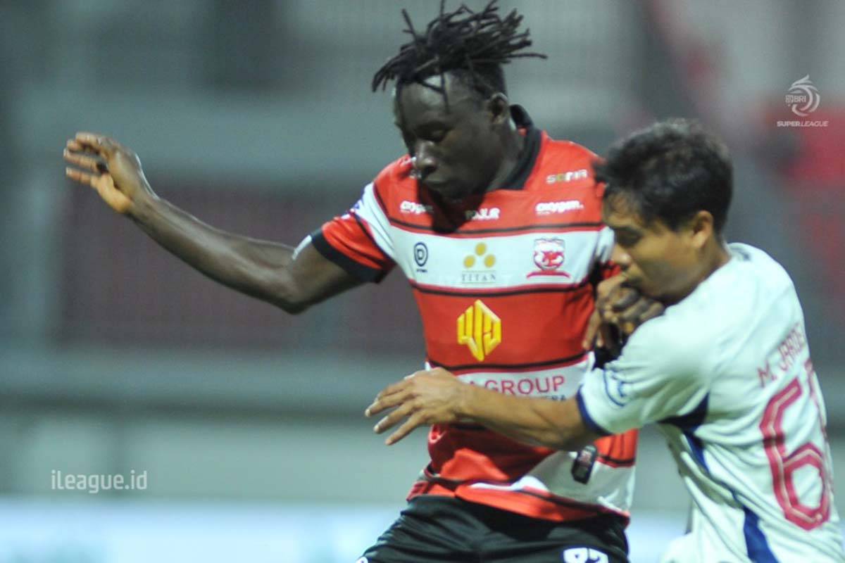 Balotelli Belum Tunjukkan Taring di Madura United, Suporter Diminta Sabar