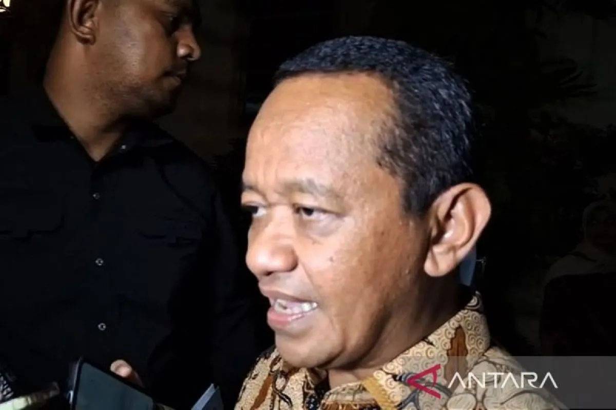 Bahlil Lahadalia Bantah BBM Langka, Kuota Impor Perusahaan Swasta Sudah Ditambah