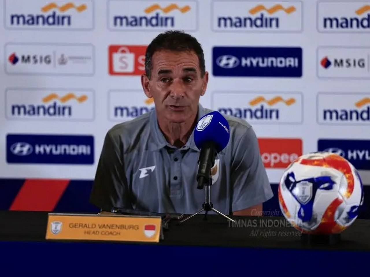 Bela Gerald Vanenburg, Pelatih Korea Selatan: Dia Butuh Waktu
