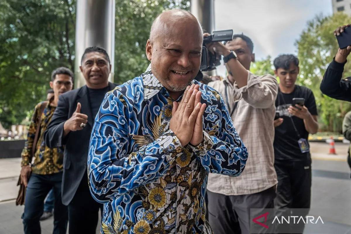 Dijual Rp2,6 M, Mobil BJ Habibie Baru Dicicil Ridwan Kamil Rp1,3 Miliar