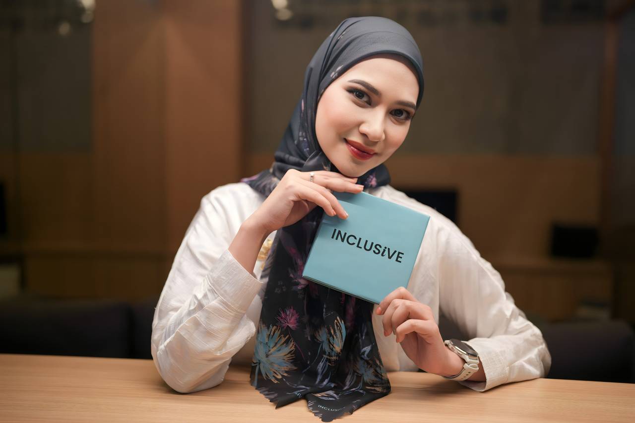Dukung Kemandirian Finansial, Angkie Yudistia Kenalkan Afiliasi Hijab Inclusive