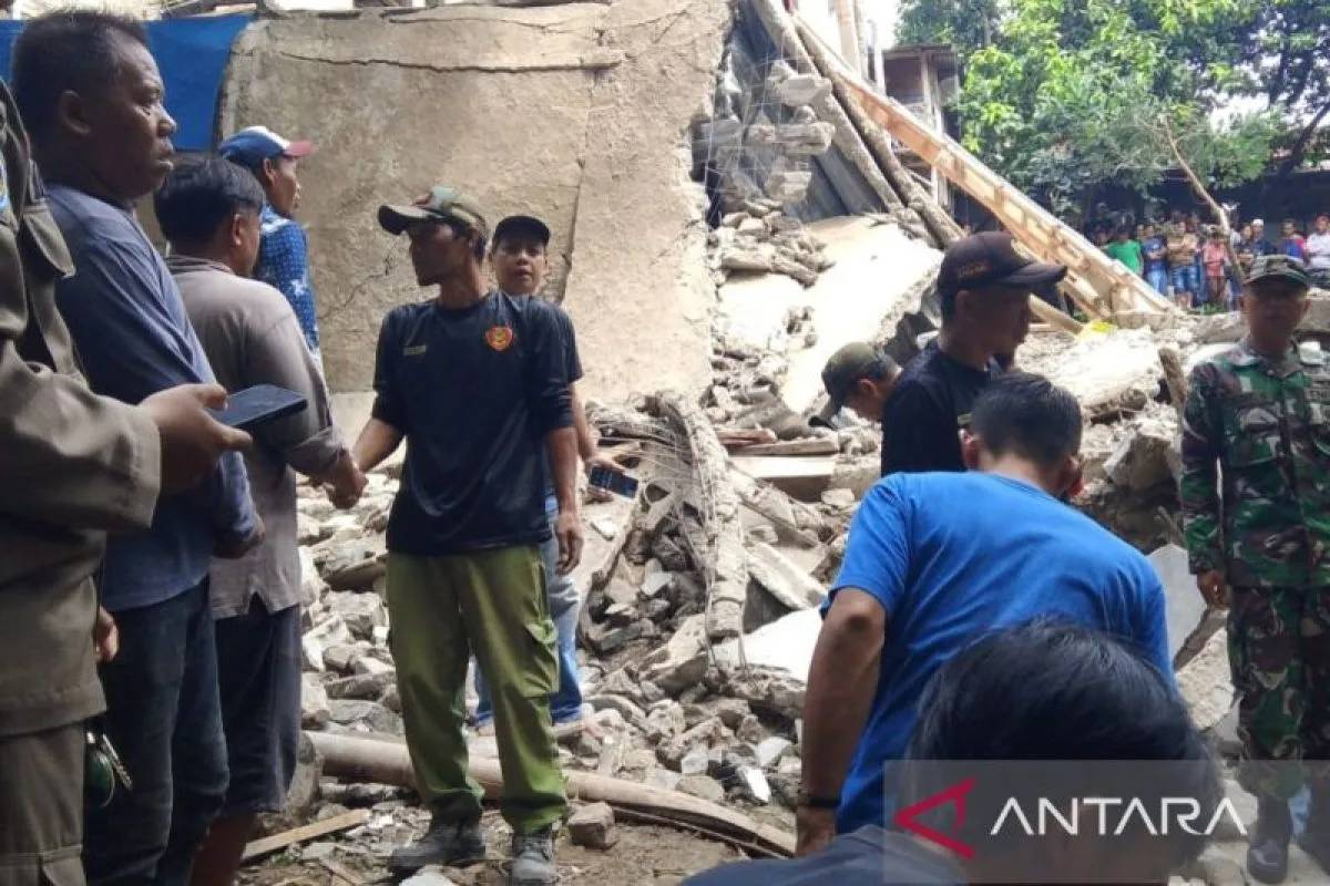 Bangunan Majelis Ambruk di Bogor, 3 Meninggal dan 54 Luka-Luka