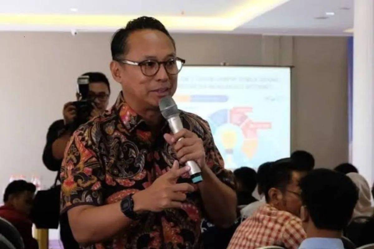 DPR RI Pertanyakan Urgensi TNI Hendak Laporkan Ferry Irwandi