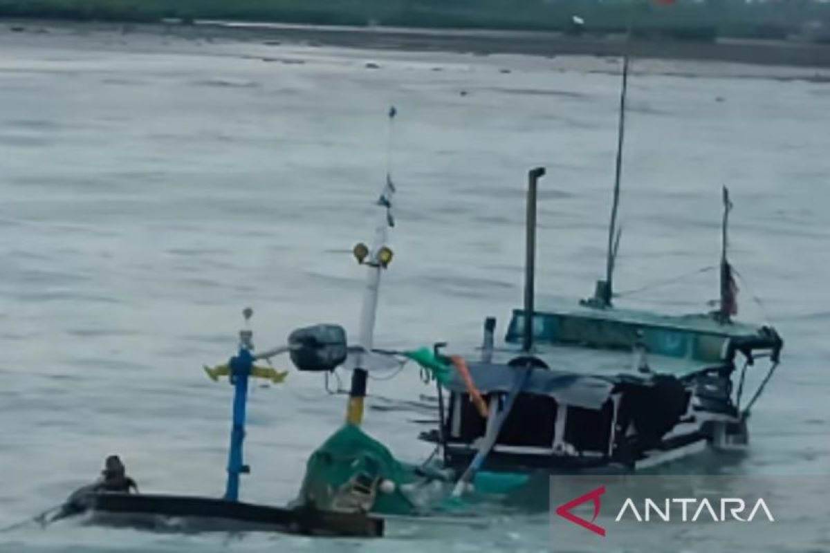 PDIP Soroti Pembangunan Tanggul Cilincing, Manfaat Bagi Nelayan Dipertanyakan