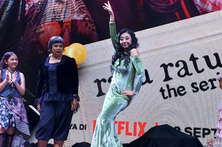 Tutup Jalan Times Square, Asri Welas Merasa Seperti Angelina Jolie