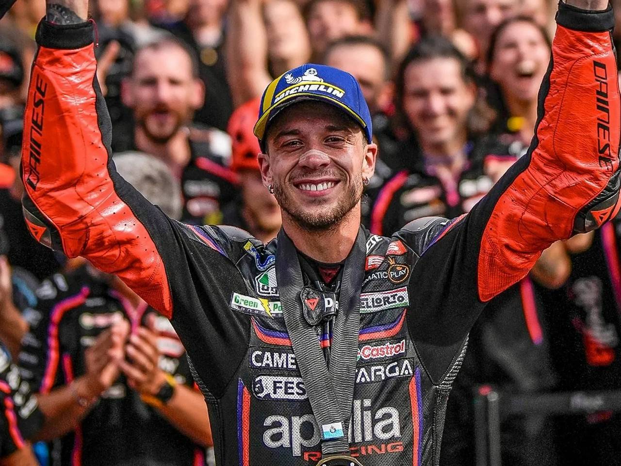 Marco Bezzecchi Enggan Berkomentar soal Marc Marquez yang Terjatuh