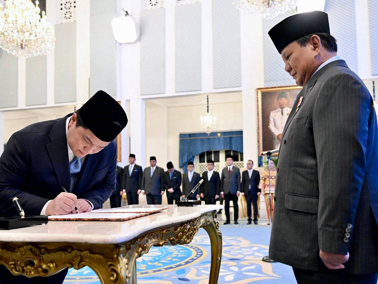 Football Institute: Rangkap Jabatan Erick Thohir Sah Secara Aturan