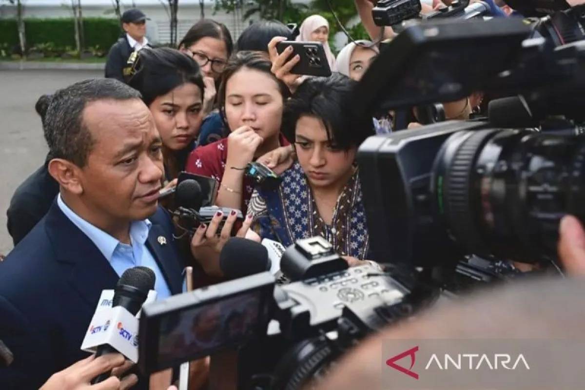 Atasi BBM Langka, Bahlil Minta SPBU Swasta Gandeng Pertamina: Hajat Orang Banyak