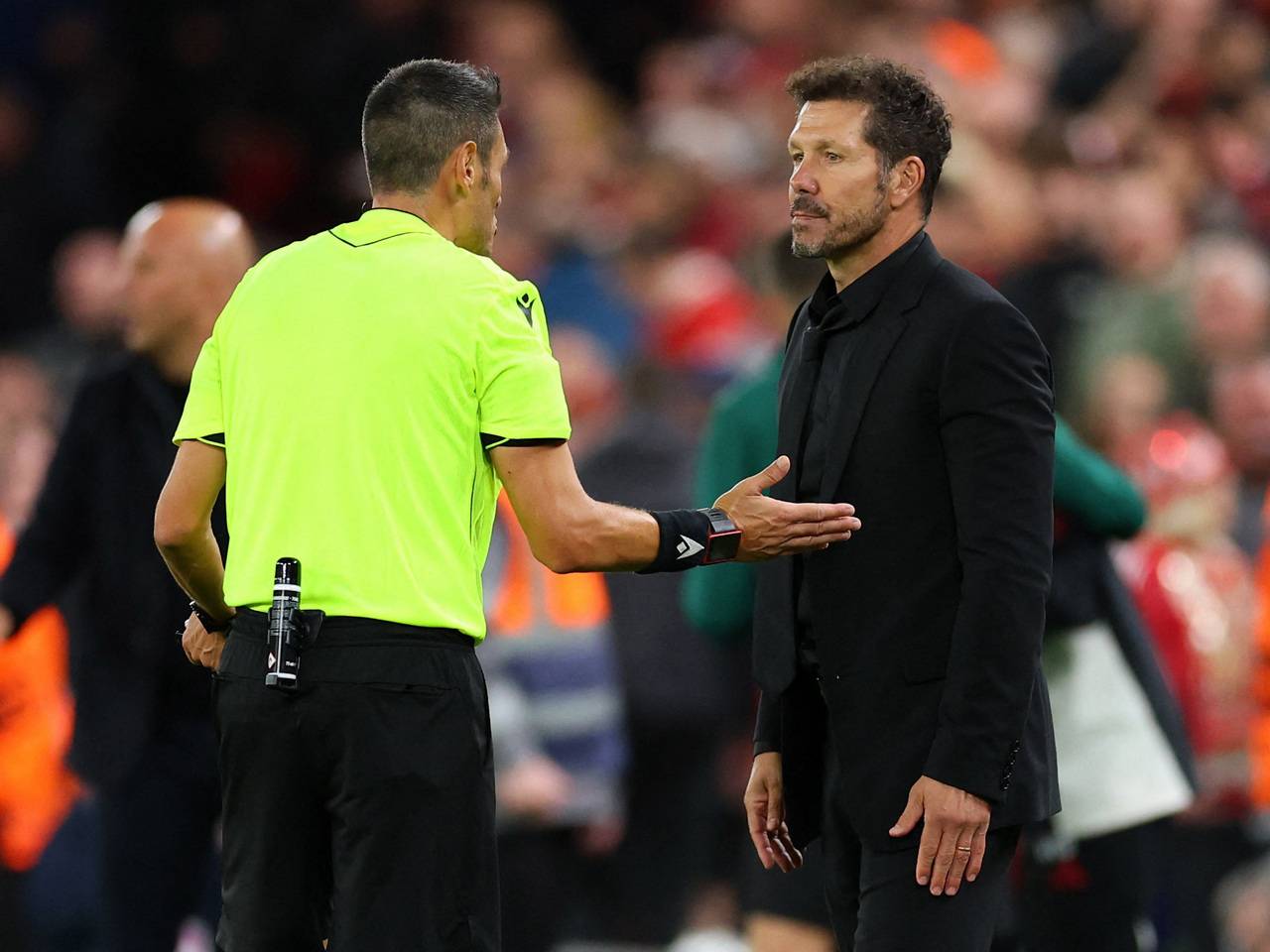 Kena Kartu Merah, Diego Simeone: Saya Dihina Fans Liverpool