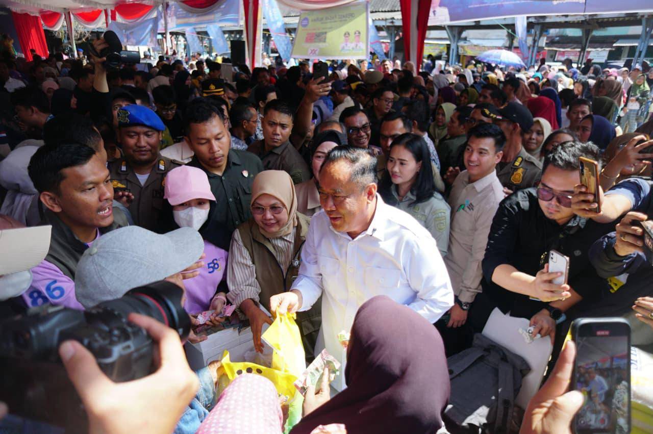 Wagub Cik Ujang: Operasi Pasar Murah Jadi Bukti Gotong Royong Kendalikan Harga