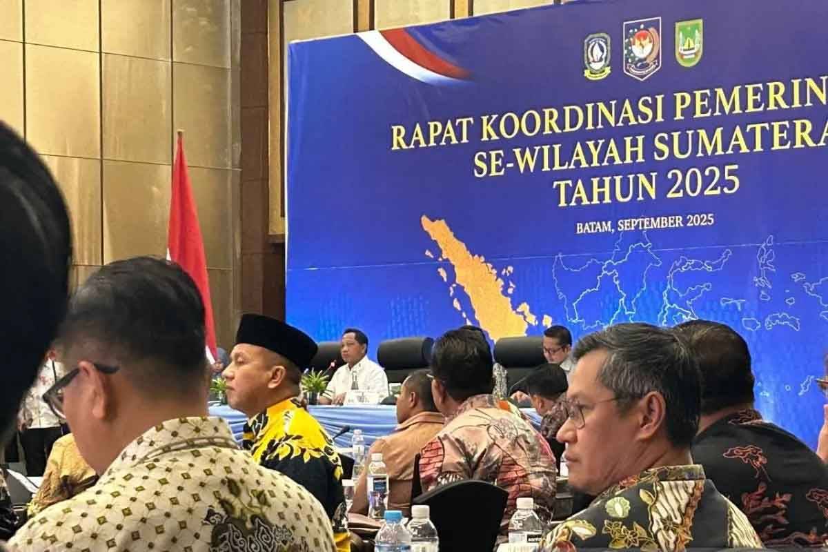 Tito Karnavian Beri Lampu Hijau ASN yang Pengin ke Luar Negeri