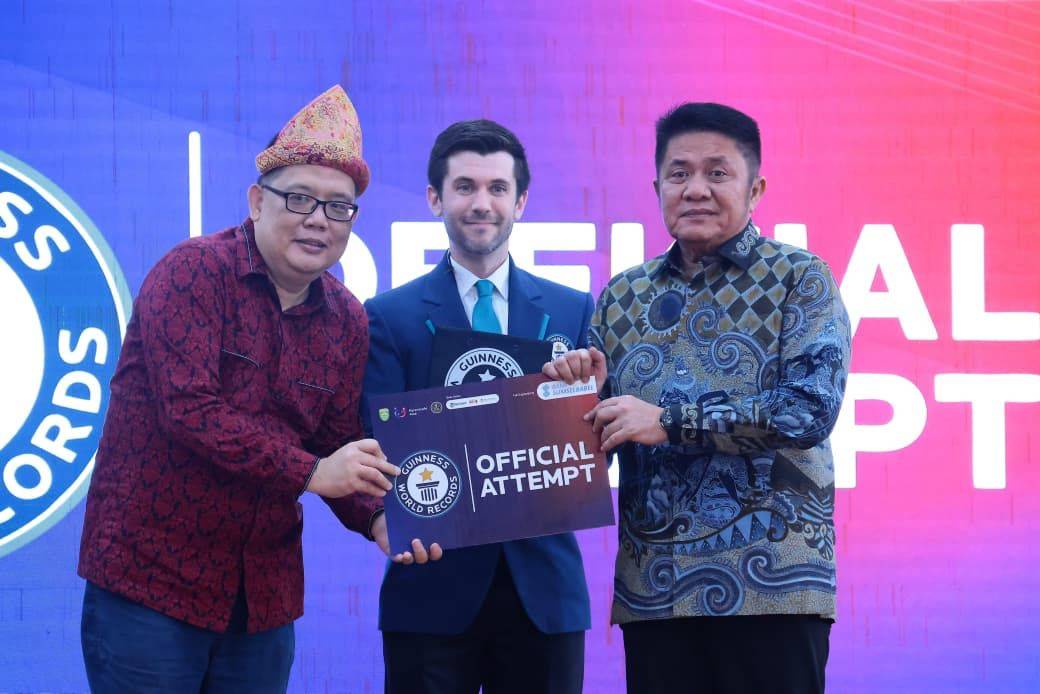 Sumsel Pecahkan Rekor Dunia Pelatihan AI Terbesar untuk 25 Ribu Guru, Pesan Herman Deru Inspiratif