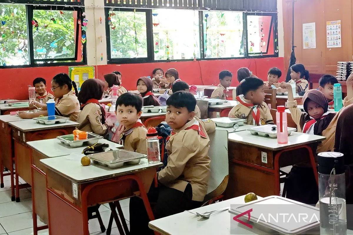 6 Siswa SD Pulogebang Jaktim Muntah Seusai Santap MBG, Sampel Diuji Lab