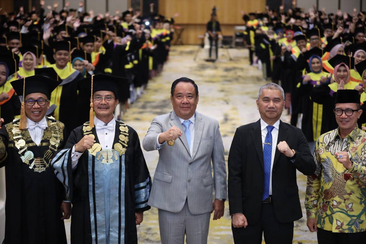 Hadiri Wisuda Universitas Terbuka Palembang, Wagub Cik Ujang Minta Sarjana Harus Inovasi dan Adaptasi