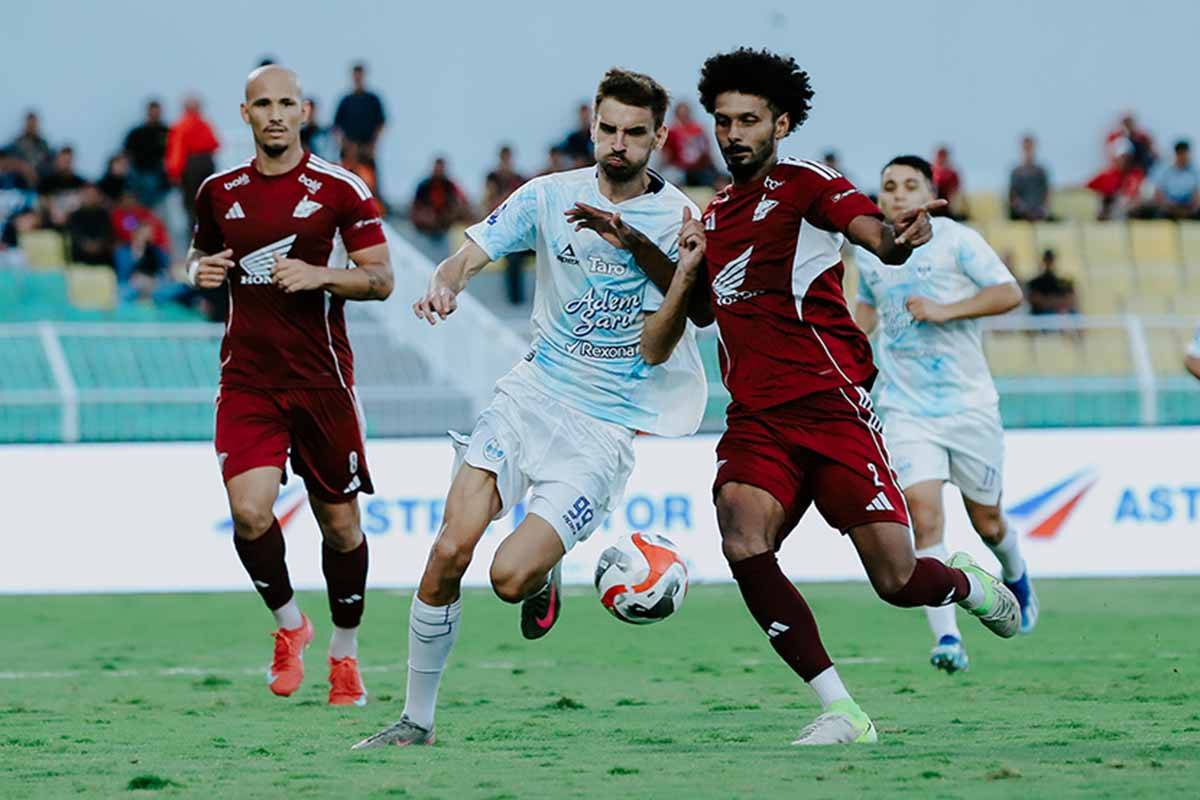 PSIM Yogyakarta Bertahan di Papan Atas Klasemen Seusai Imbangi PSM Makassar