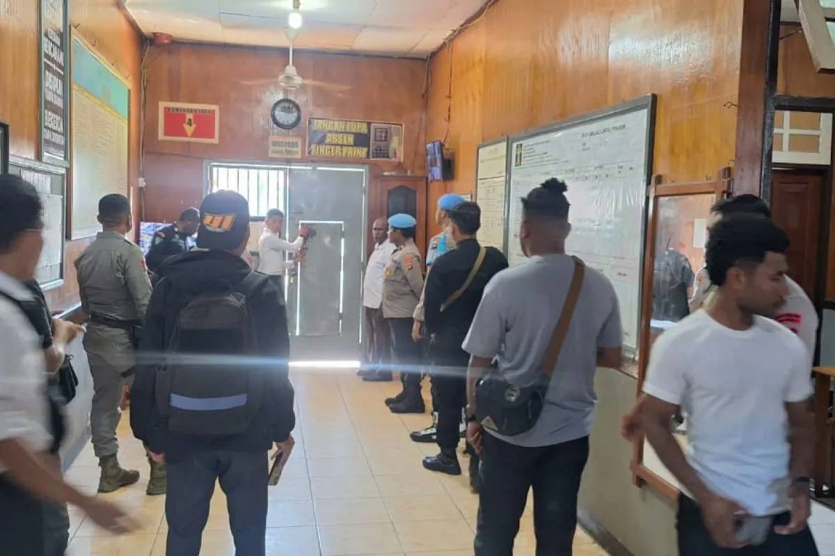 15 Napi Kabur dari Lapas Nabire Lewat Tembok Belakang, Polisi Lakukan Pengejaran