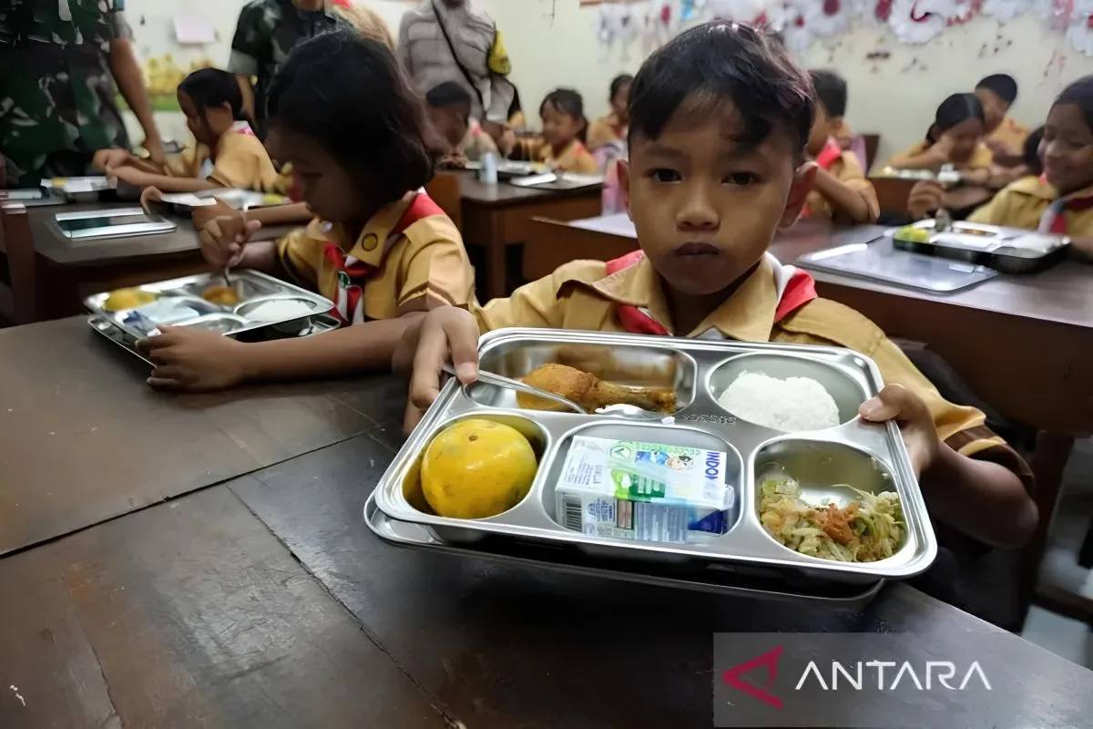 Tak Ada Penutupan, BGN: Kantin Sekolah Bisa Berkolaborasi dengan SPPG Soal MBG