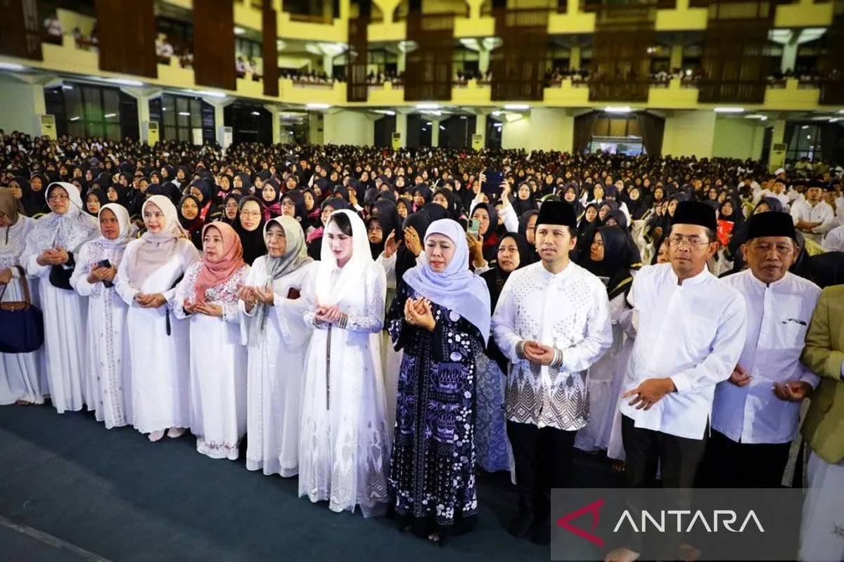 4.000 Hafiz Jatim Doakan Korban Al Khoziny, Khofifah: Semoga Diberi Tempat Terbaik