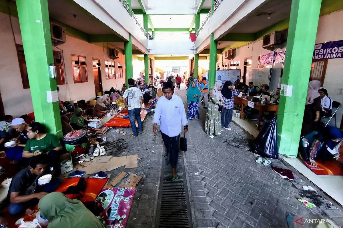 Dinsos Jatim Dukung Keluarga Korban Ponpes Al Khoziny, Hadirkan Layanan Psikologis