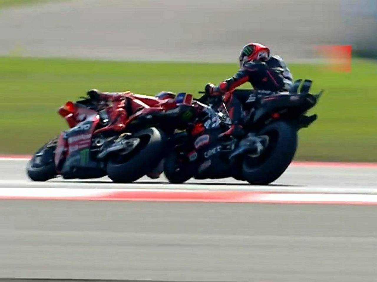 Tabrak Marc Marquez, Bezzecchi Dihukum FIM Jelang MotoGP Australia 2025