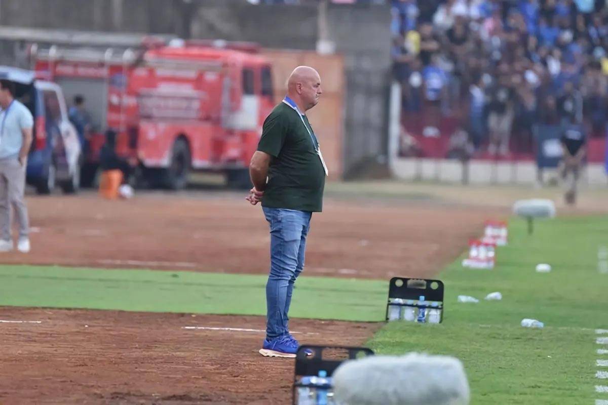 Persib Bandung Mulai Geber Latihan, Bersiap Lawan PSBS Biak