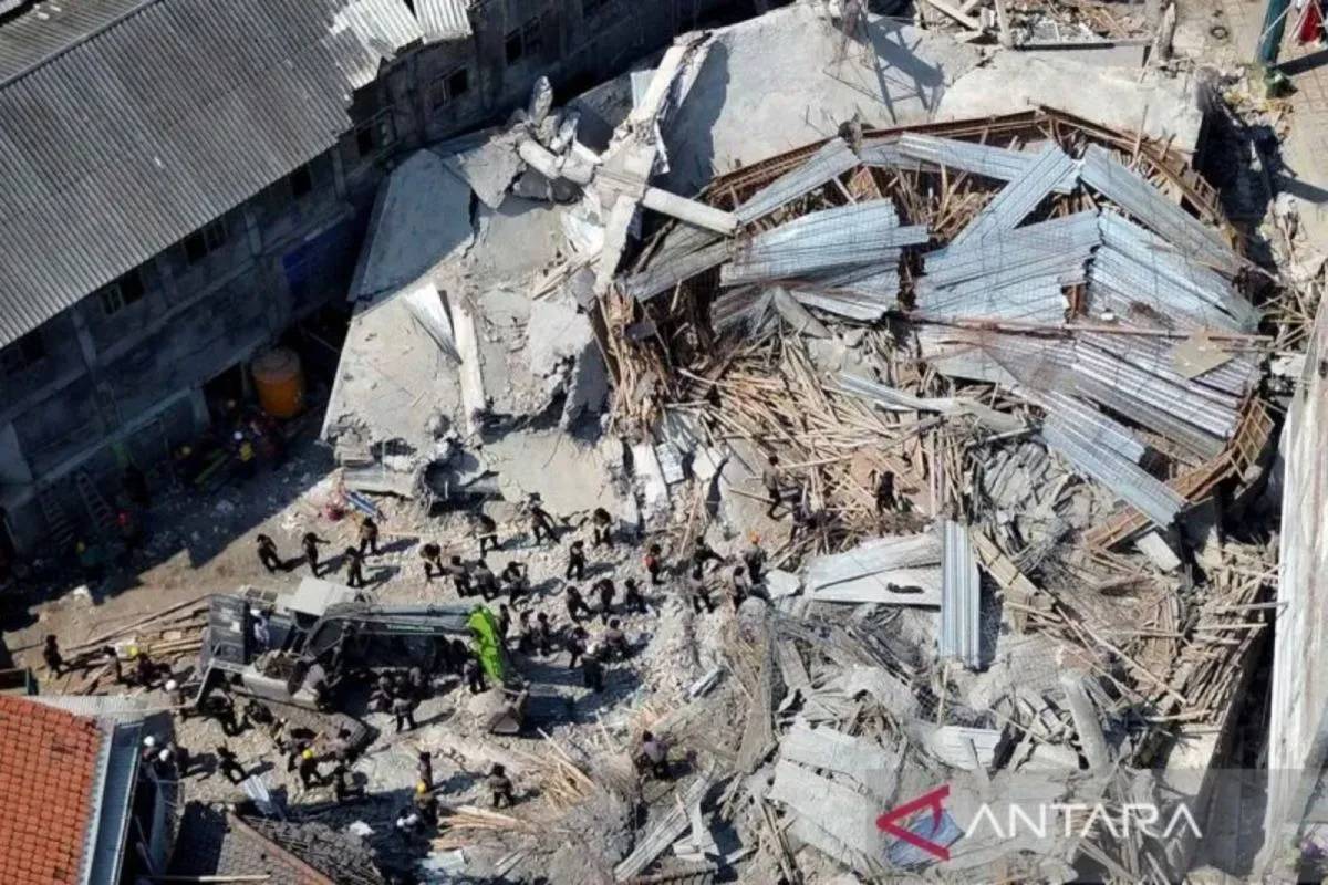 APBN Dipakai Bangun Ulang Ponpes Al Khoziny, Cak Imin: Negara Hadir Lindungi Santri
