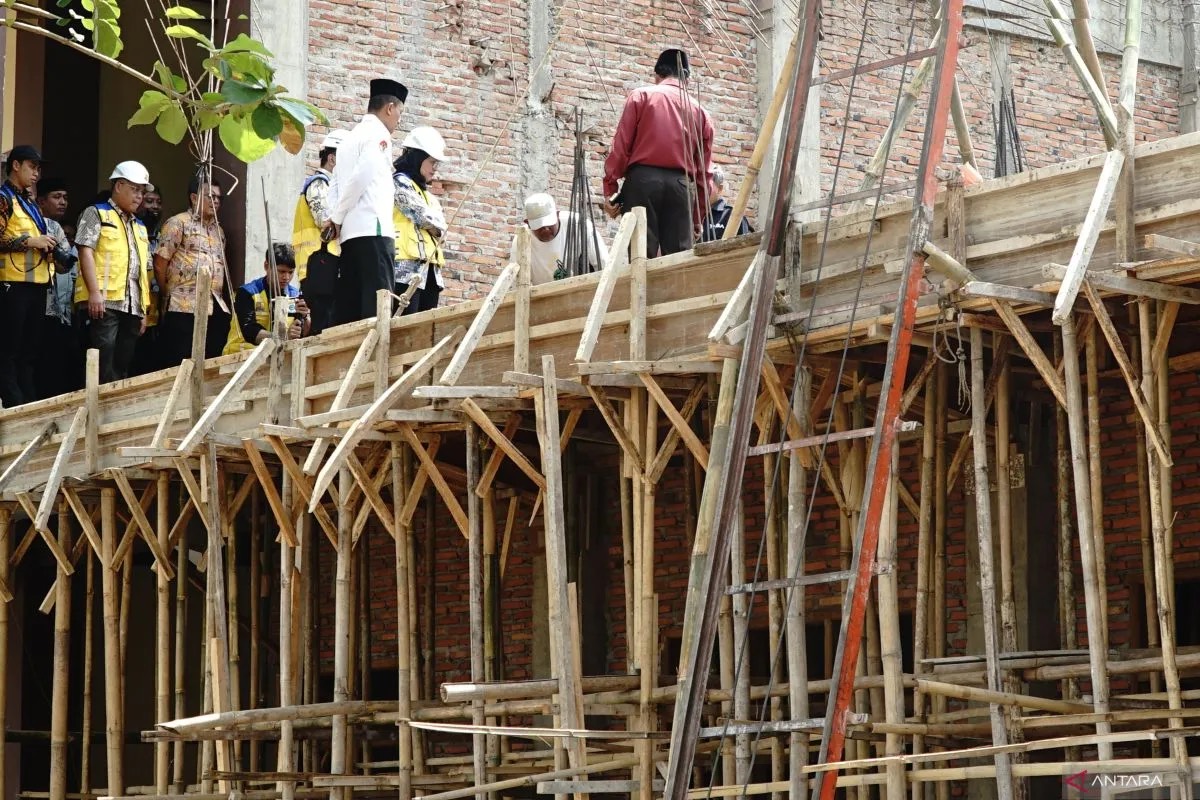 80 Ponpes Tua Berlantai 4 dan Berisi Lebih 1.000 Santri Diaudit, Kemen PU: Bertahap