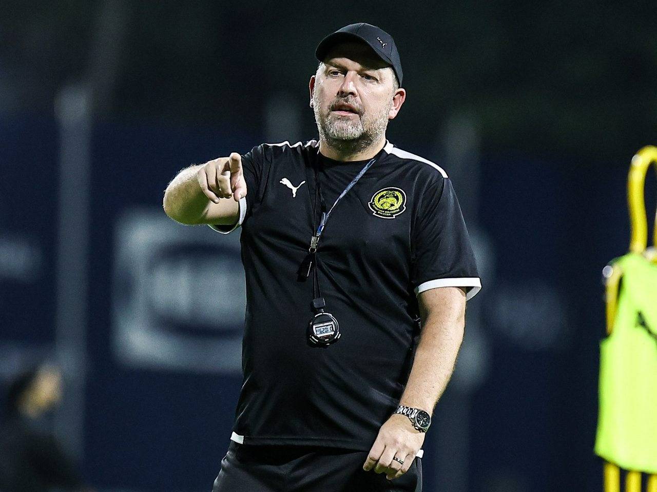 Legenda Malaysia Desak FAM Pecat Pelatih Peter Cklamovski