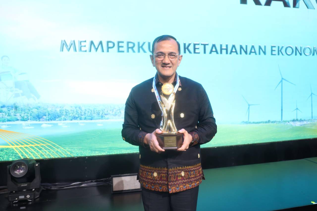 Kinerja Herman Deru Oke Banget, Sumsel Raih TPKAD Award 2025