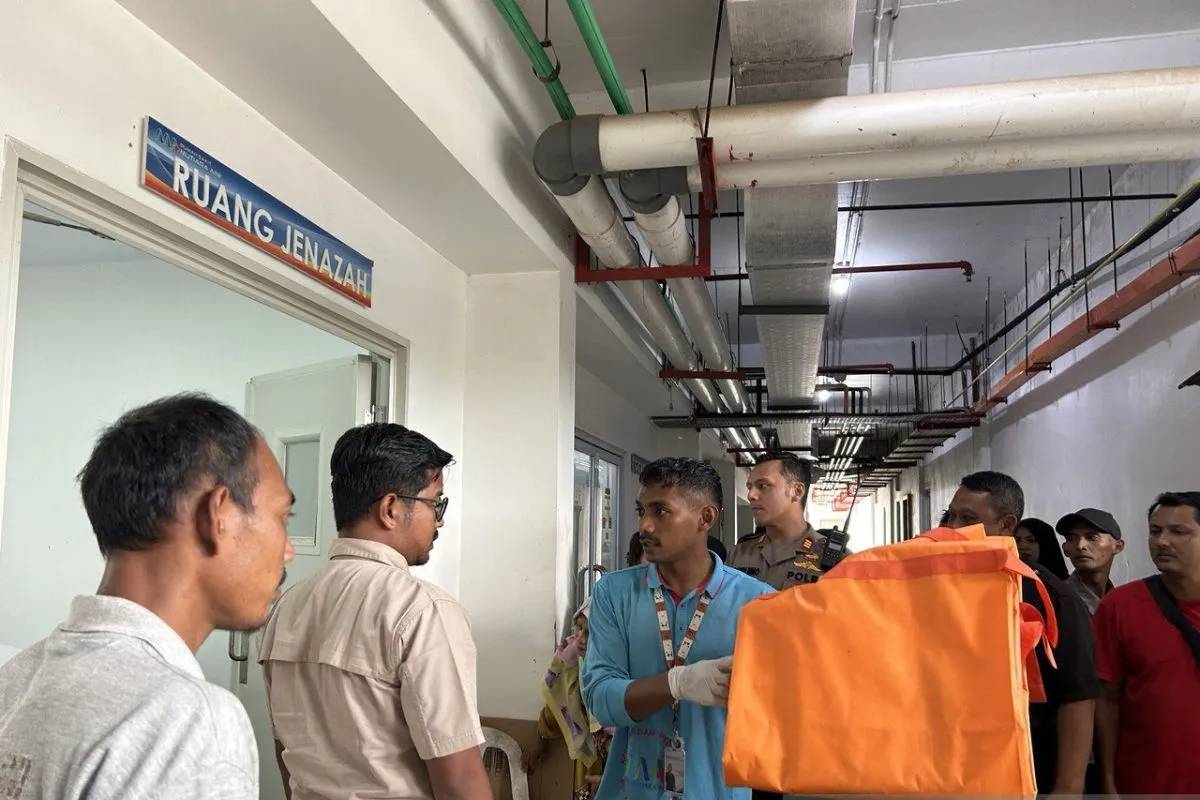 Korban Tewas Kebakaran Kapal Tanker di Batam Jadi 11 Orang, Sempat Dirawat di RS