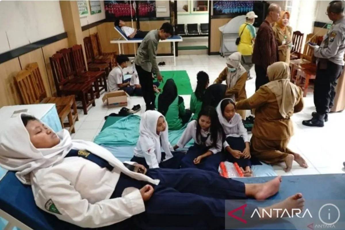 Pemprov Sumut Hentikan Sementara MBG di Toba Seusai Puluhan Siswa Keracunan